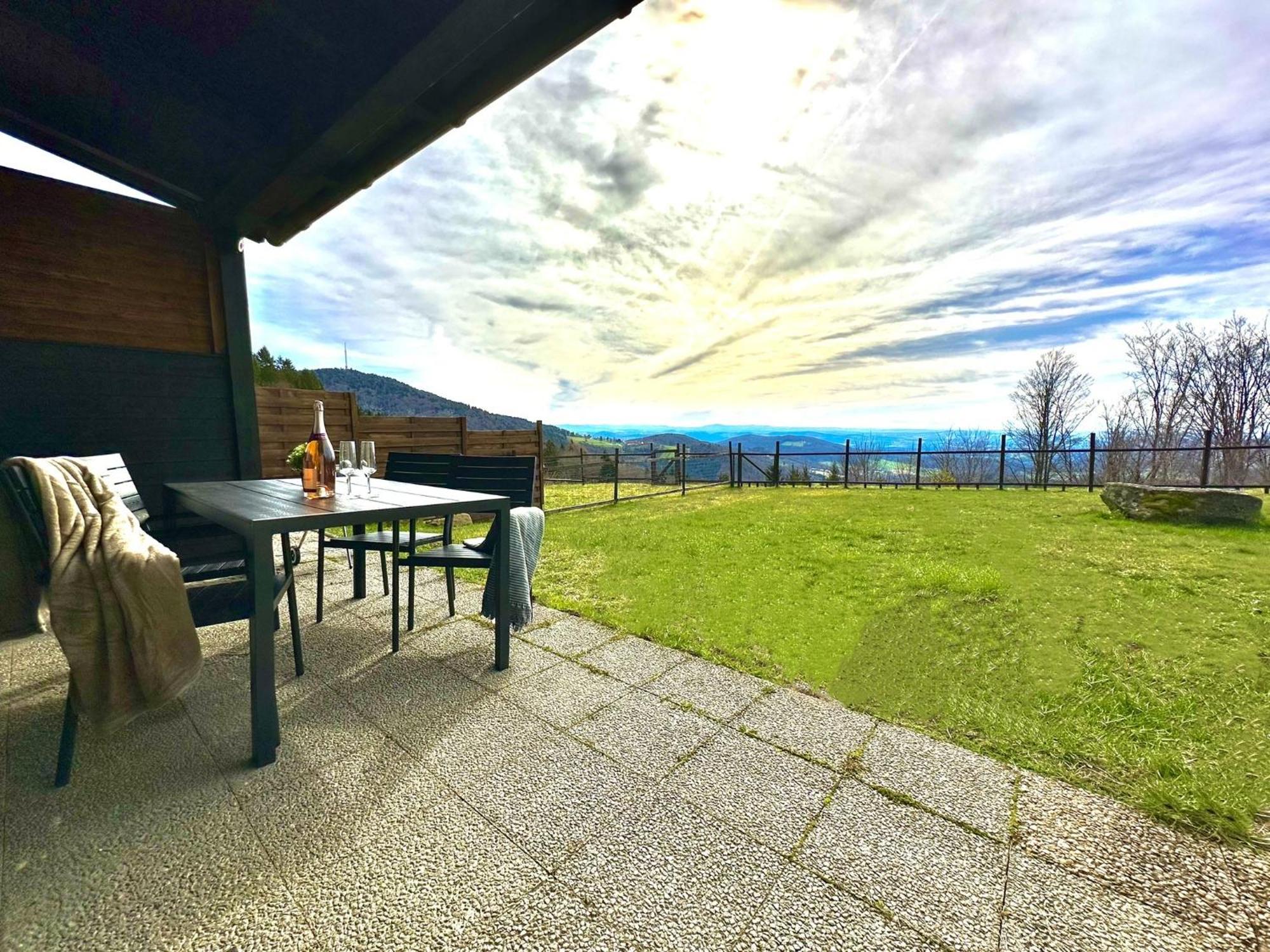 Gemuetliches Alpenblick Berg-Bungalow + Grosser Garten + Netflix! Schöfweg Dış mekan fotoğraf