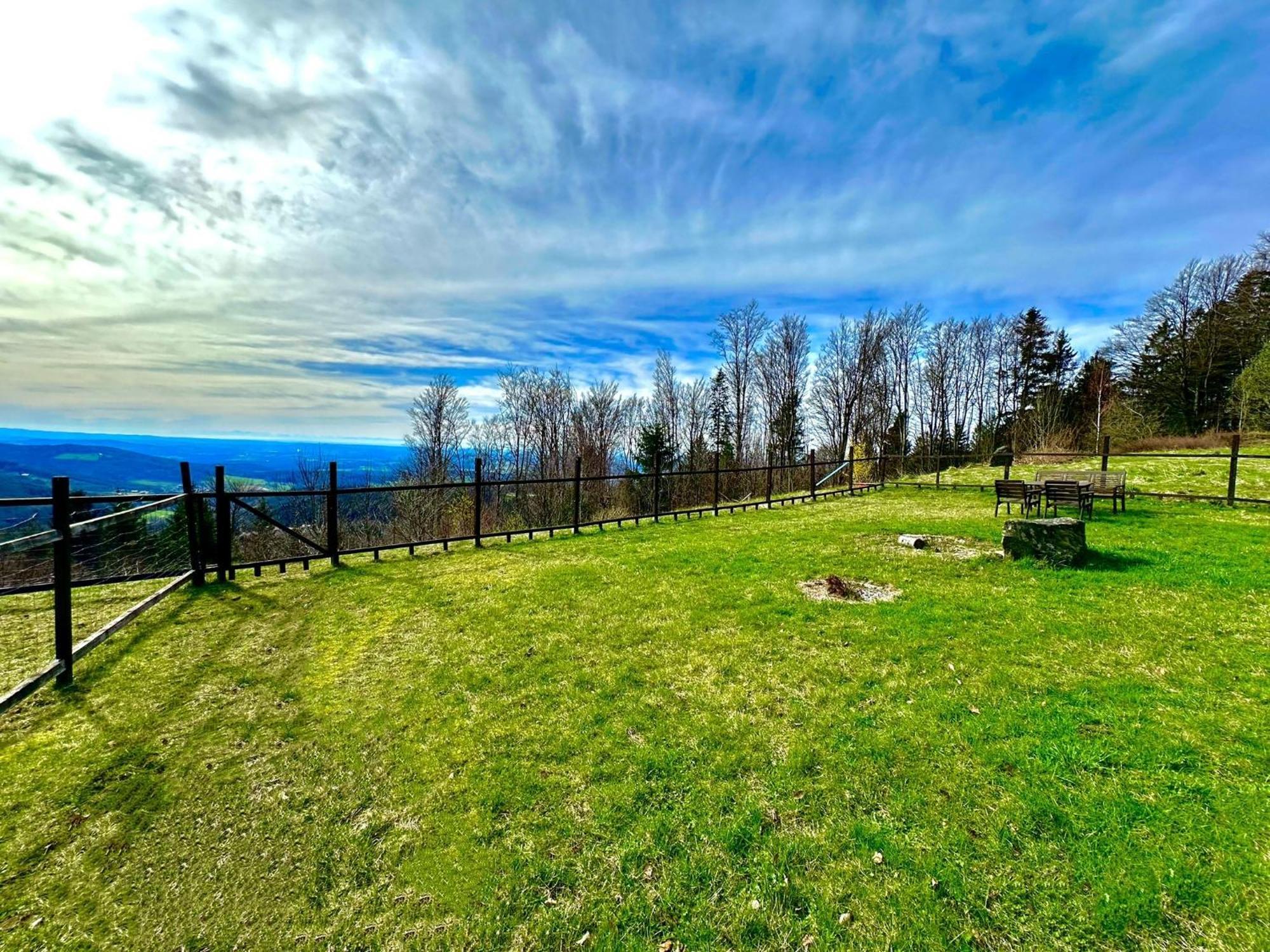 Gemuetliches Alpenblick Berg-Bungalow + Grosser Garten + Netflix! Schöfweg Dış mekan fotoğraf